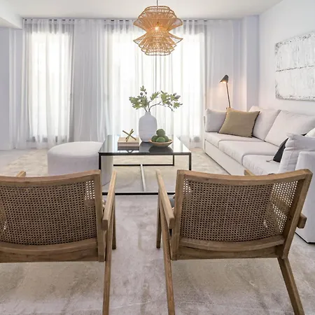 Mesas * Эстепона